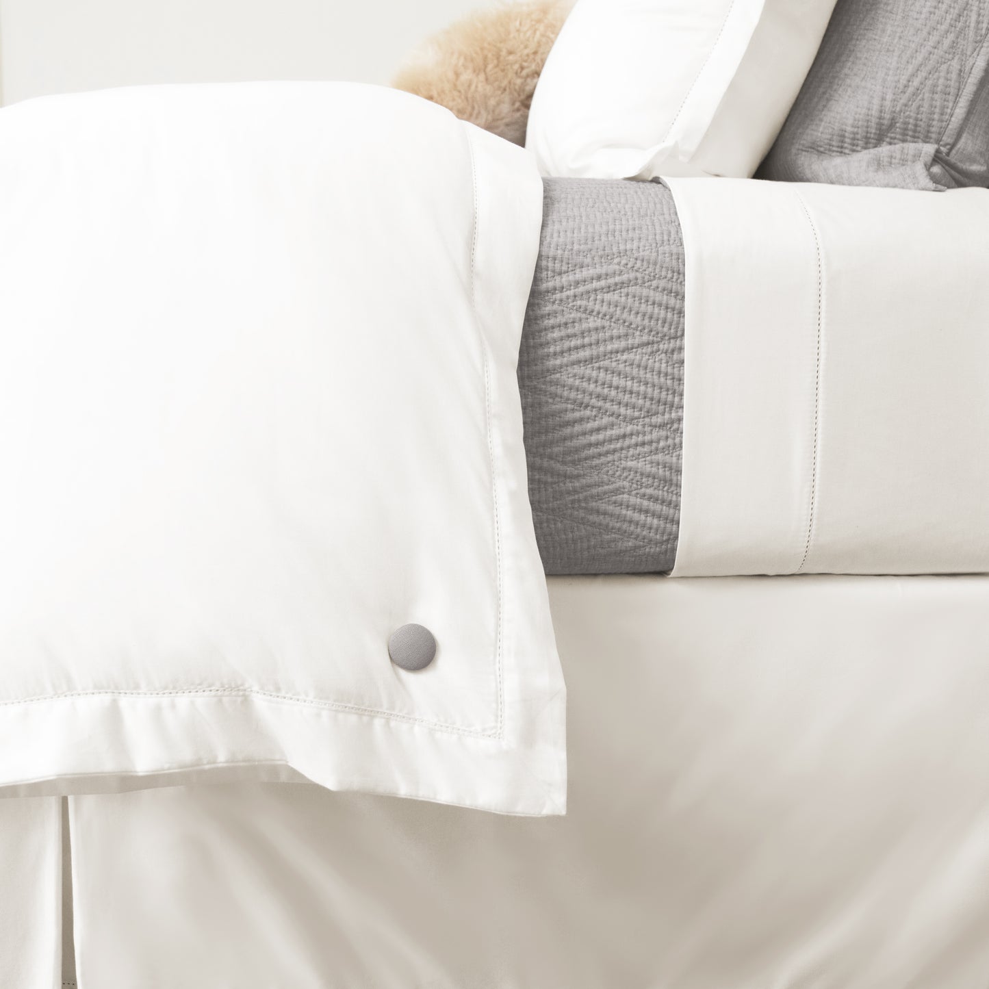 Classic Linen Duvet Pins