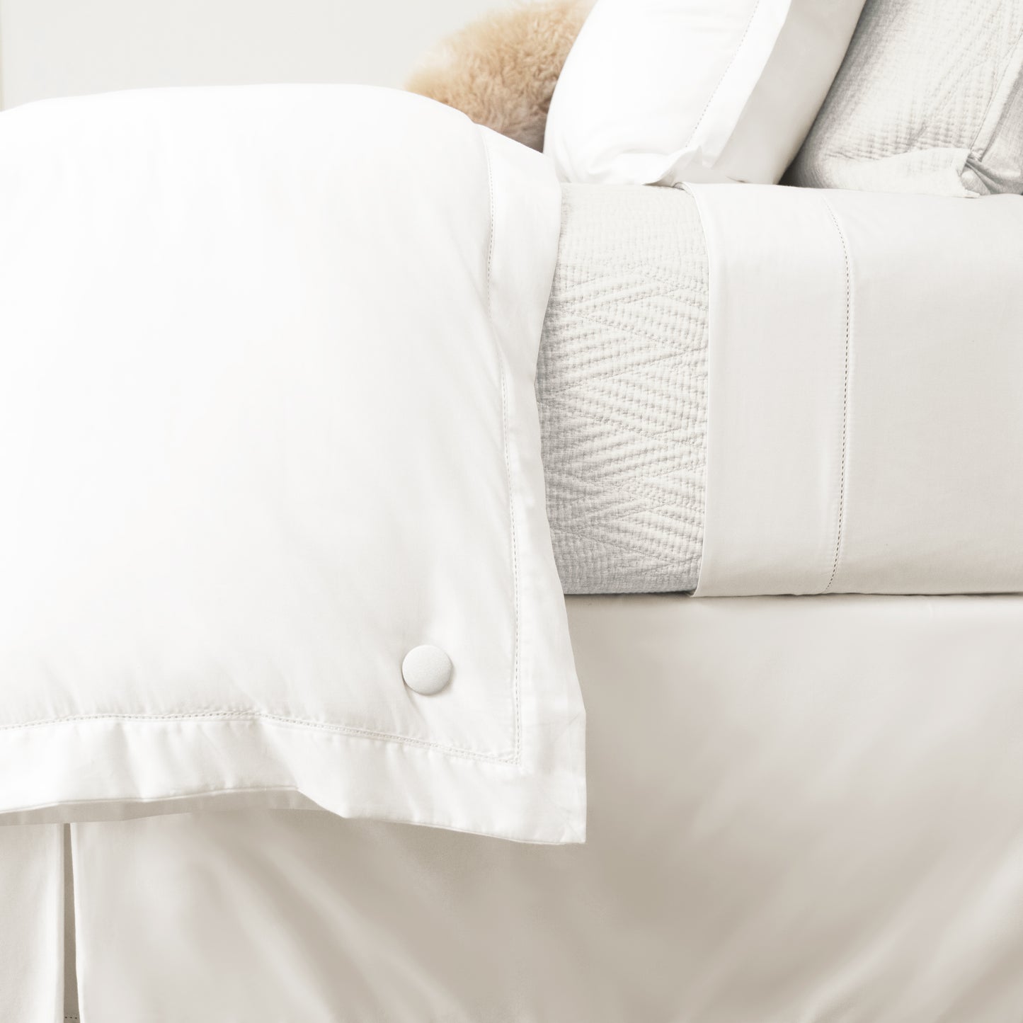 Pure Cotton Duvet Pins - White